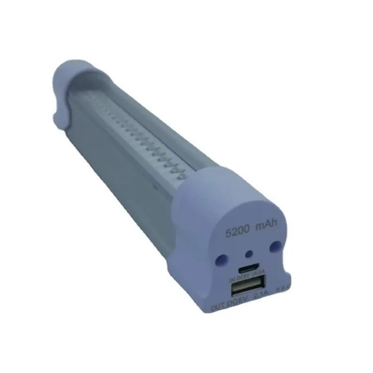 Emergency light with magnetic USB 3