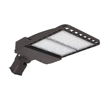 Luminaries Comparison: LED Floodlights and LED Streetlights