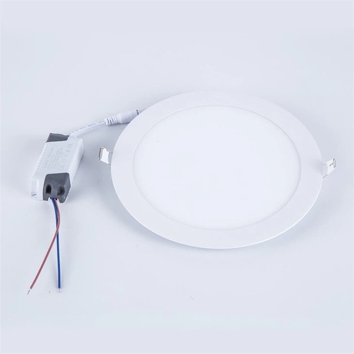 4 recessed pot lights