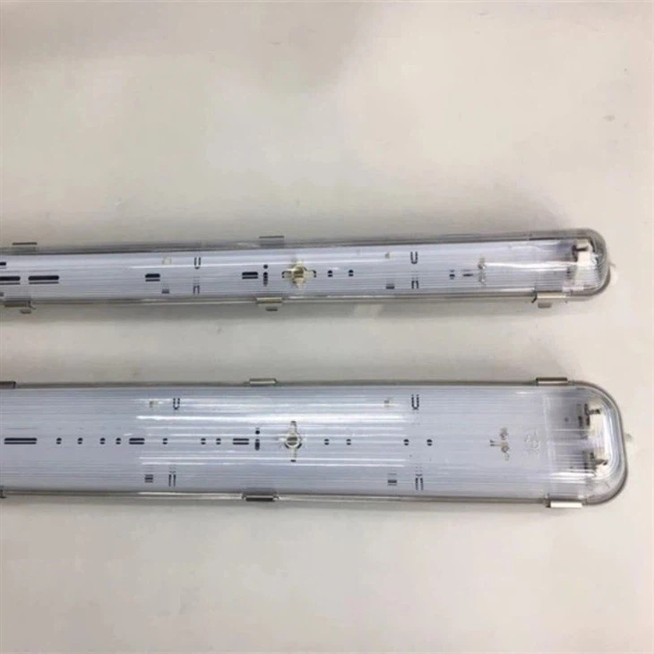 23w Tri-proof Light 4000k