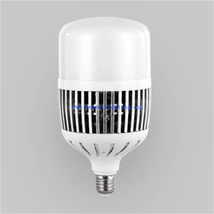 3100K Aluminum Fin LED Bulb With The Fan