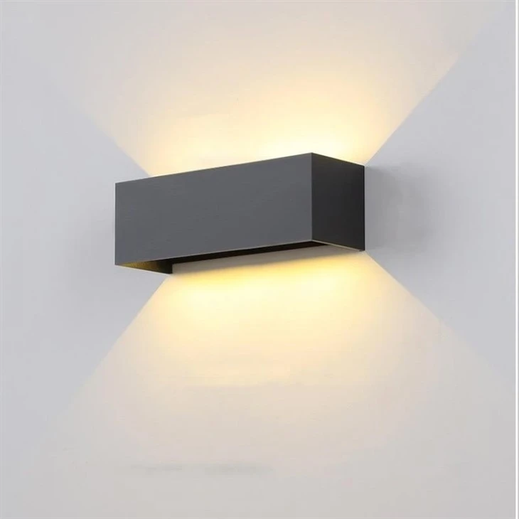 Outdoor IP65 up Down Smart Led Lamp