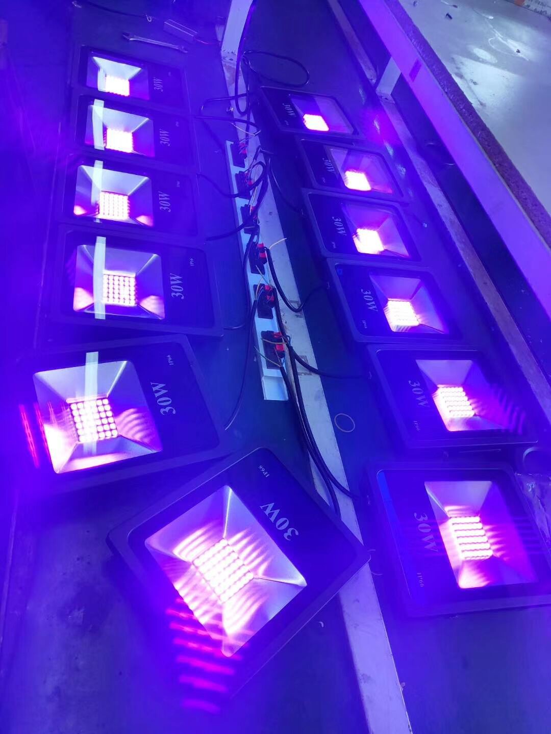 UV LED floodlight 1 UV LED floodlight 1