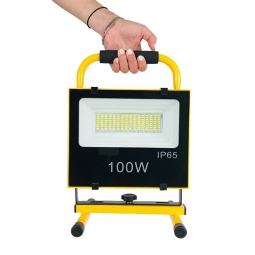 What’s the difference between SMD and COB type LED Floodlights?
