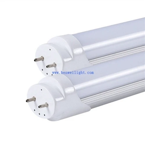 What is the 90-cm T8 tube's sound level, if any?