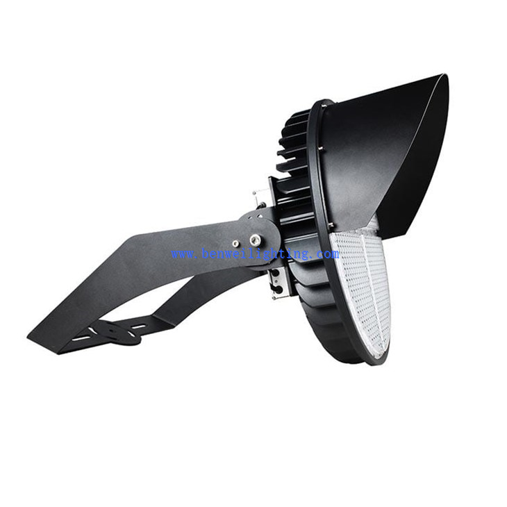 portable stadium lights